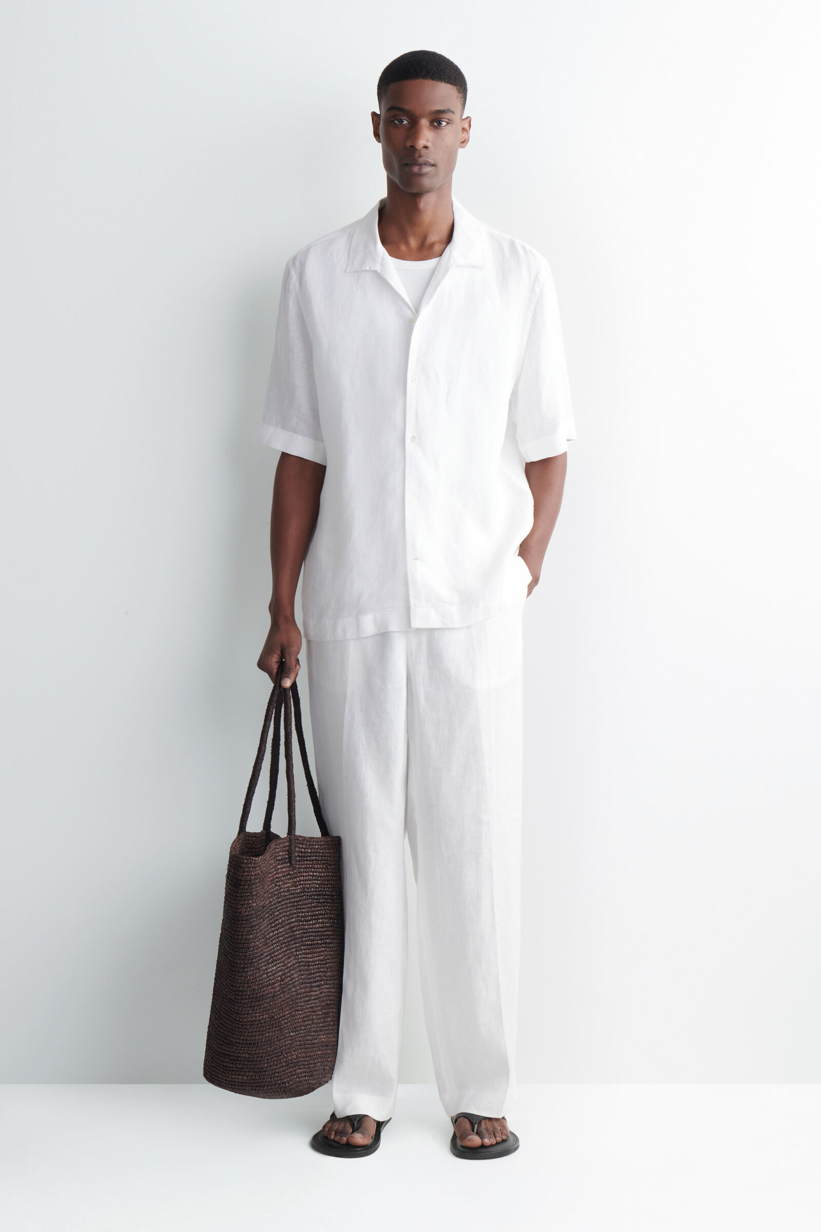 CAMP-COLLAR SHORT-SLEEVED LINEN SHIRT キャンプカラー半袖リネン