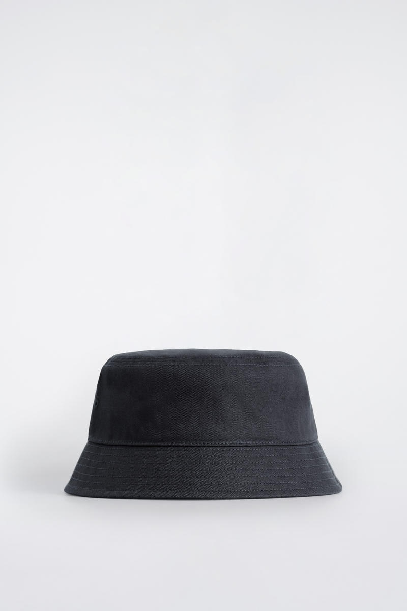 COS コットンバケットハット