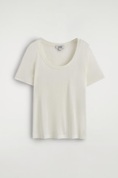 COS スリムシルクTシャツ