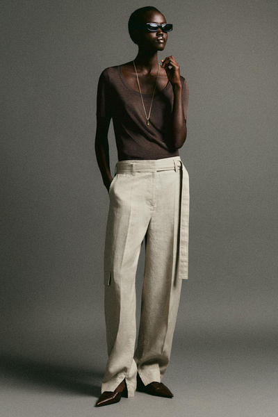 COS スリムシルクTシャツ