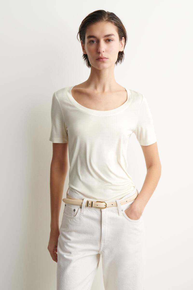 COS スリムシルクTシャツ