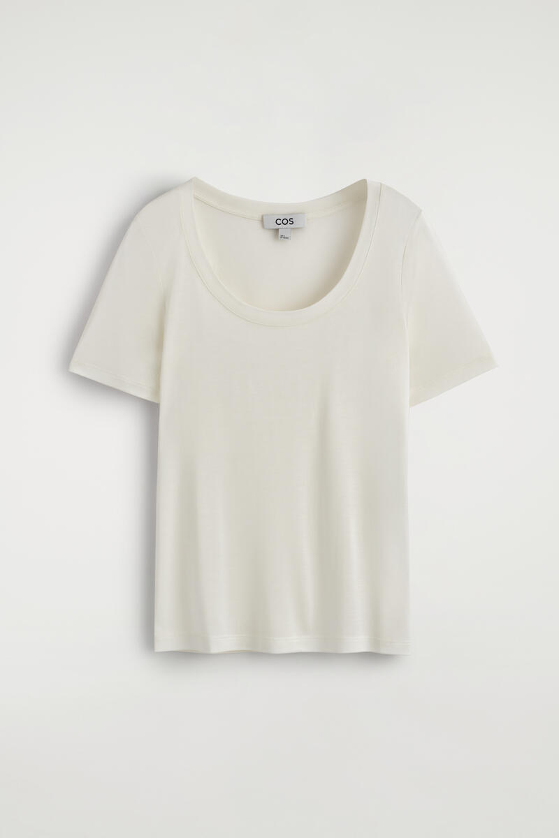 COS スリムシルクTシャツ