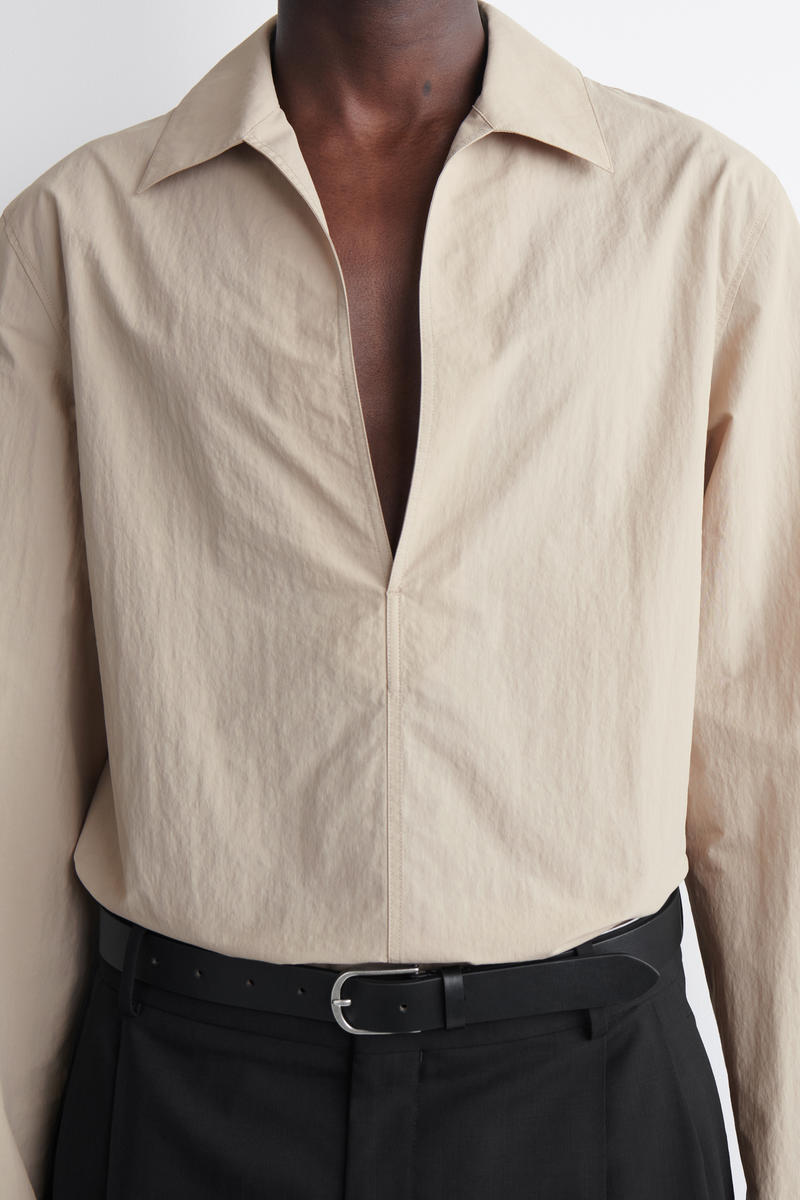 COS テーラード オープンカラー ナイロンシャツ