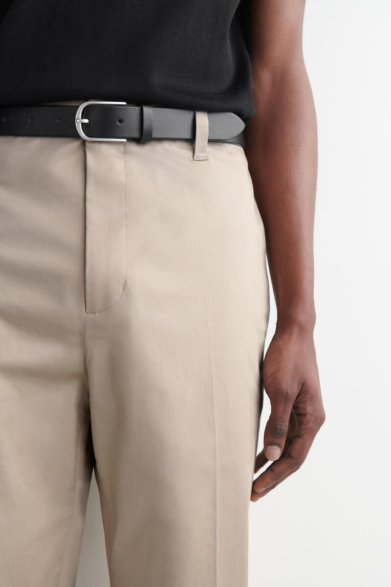 COS テーラード スリムフィットパンツ