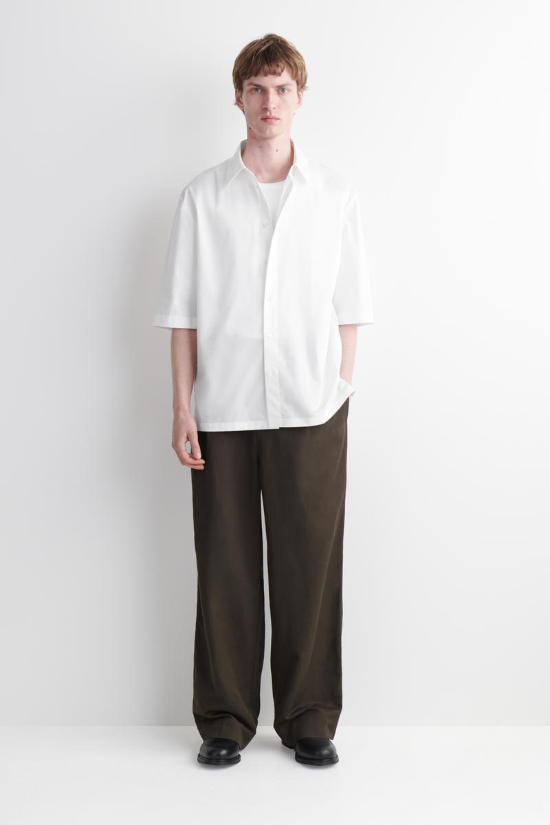 COS 半袖コットンシャツ