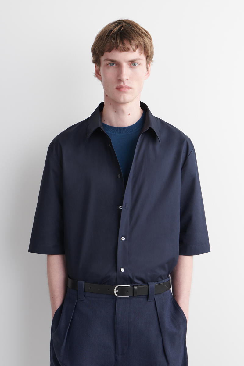 COS 半袖コットンシャツ