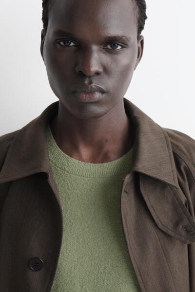 COS ブークレニットタンクトップ