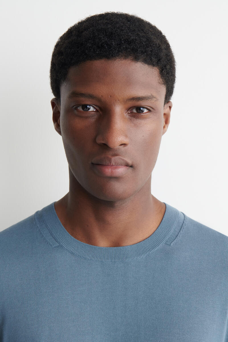 COS コットンニットTシャツ