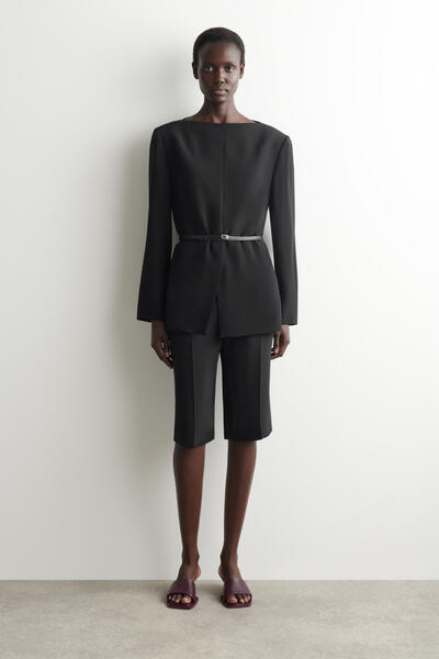 COS テーラード シルクショートパンツ