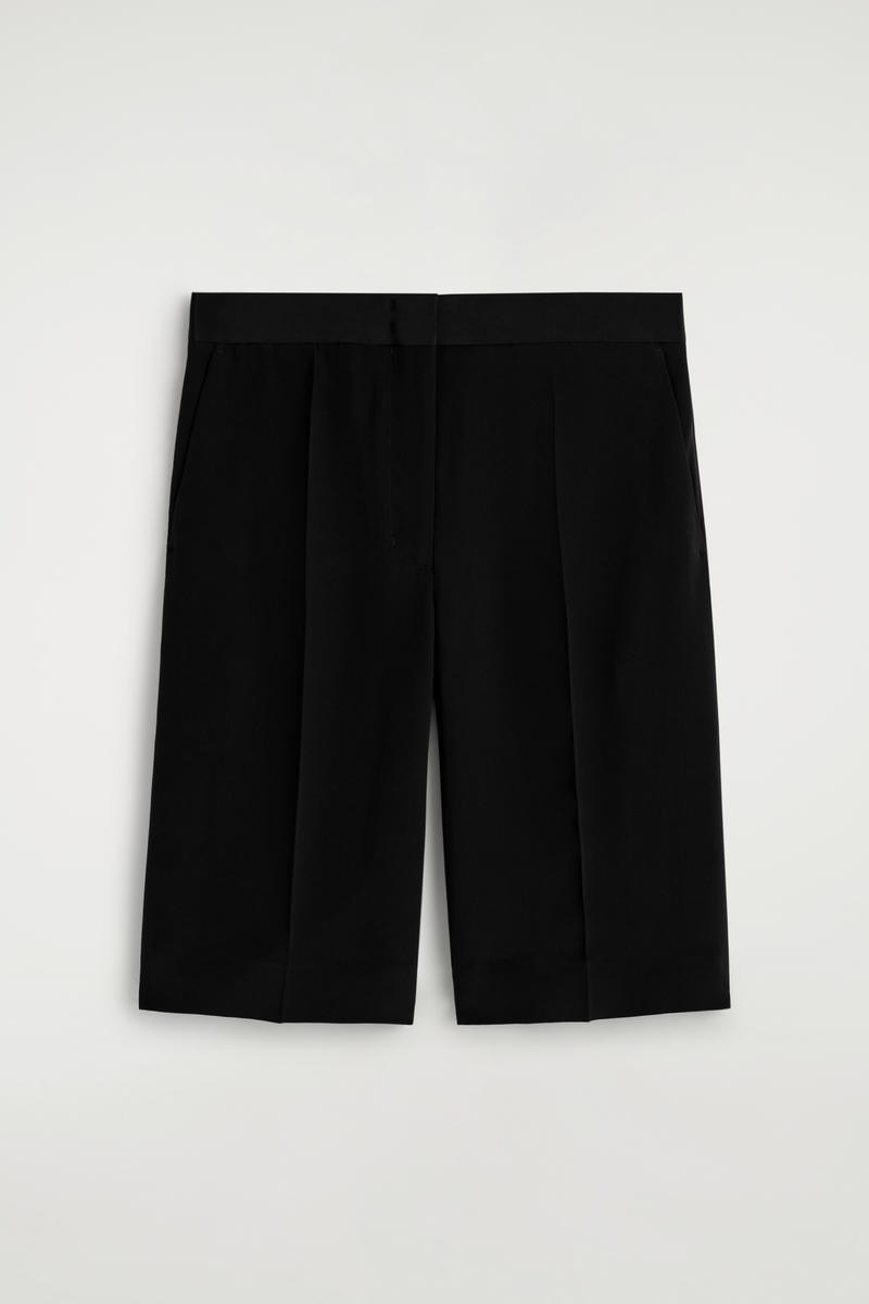 COS テーラード シルクショートパンツ