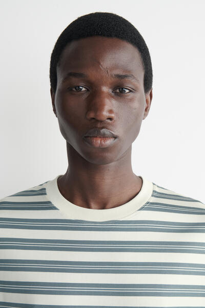 COS オーバーサイズ　ストライプコットンTシャツ