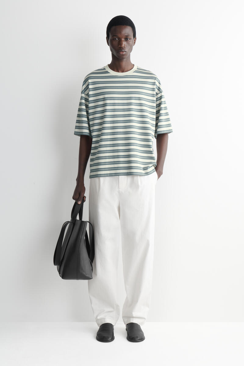COS オーバーサイズ　ストライプコットンTシャツ