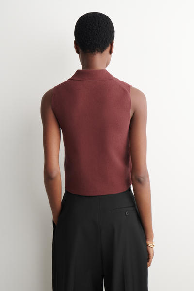 COS ブークレニットベスト