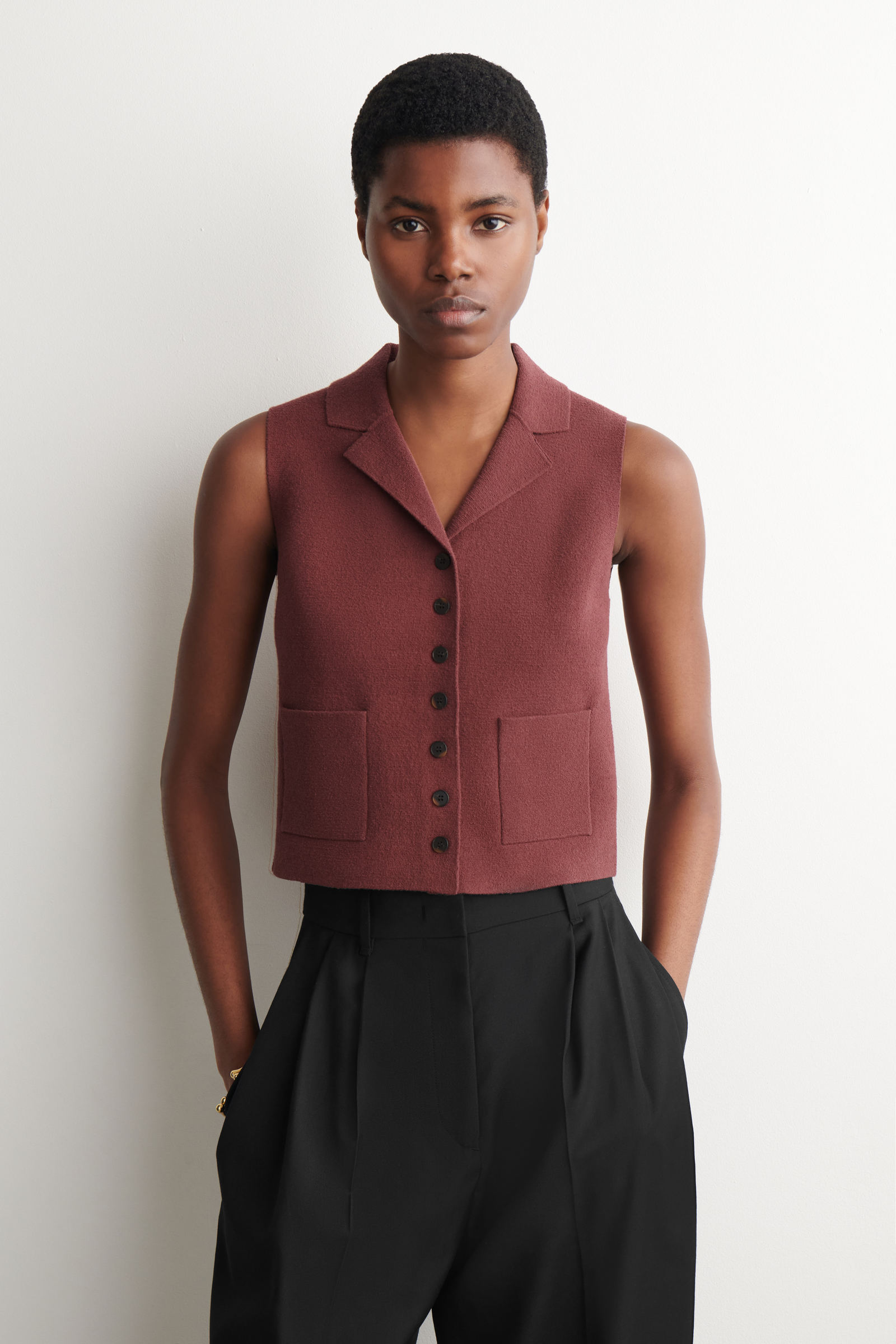 BOUCLE-KNIT WAISTCOAT ブークレニットベスト ラスト｜COS コス 公式
