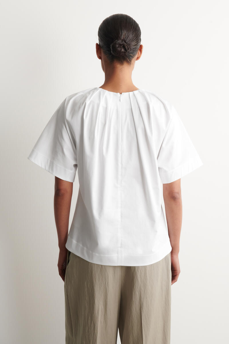COS ギャザード 半袖コットントップ