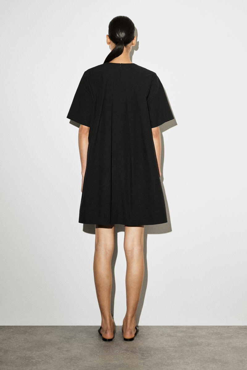 COS プリーツ コットンポプリン ミニドレス