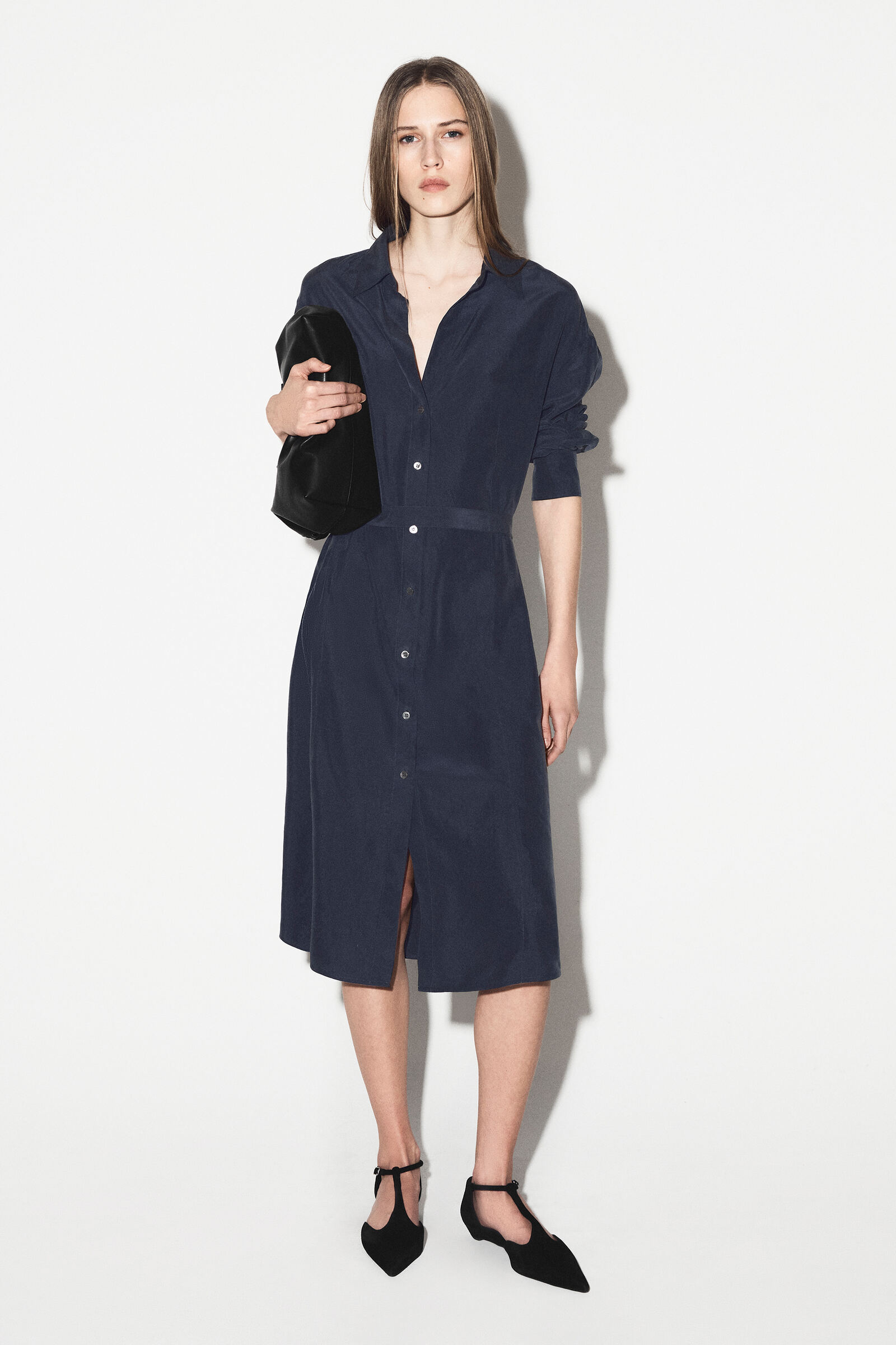 GATHERED CRINKLED-SILK MIDI SHIRT DRESS ギャザー入りしわ加工