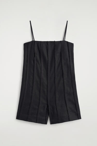 COS スカルプテッド プリーツリネン オールインワン