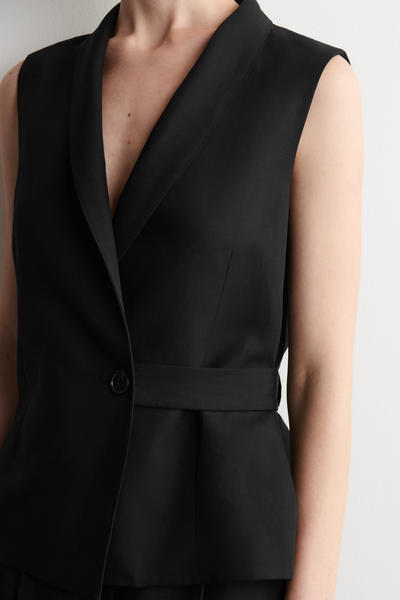 COS ショールカラー ベルト付きリネンブレンド ベスト