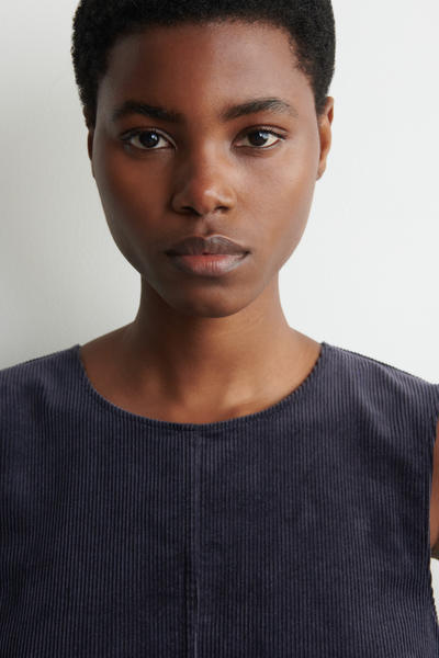 COS Aラインコーデュロイミディドレス