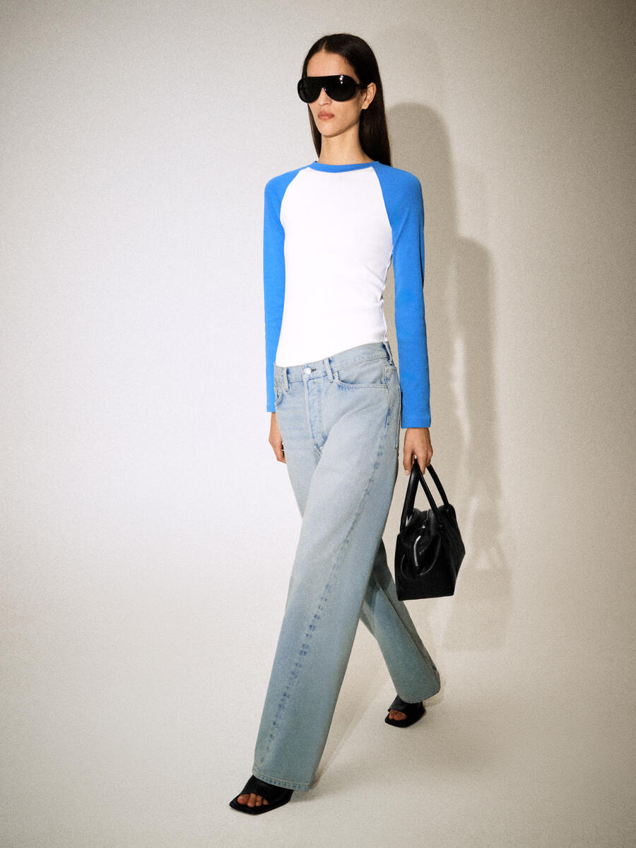 COS コントラストスリーブTシャツ