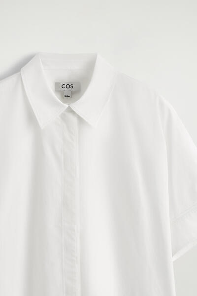 COS オーバーサイズ 半袖コットンシャツ