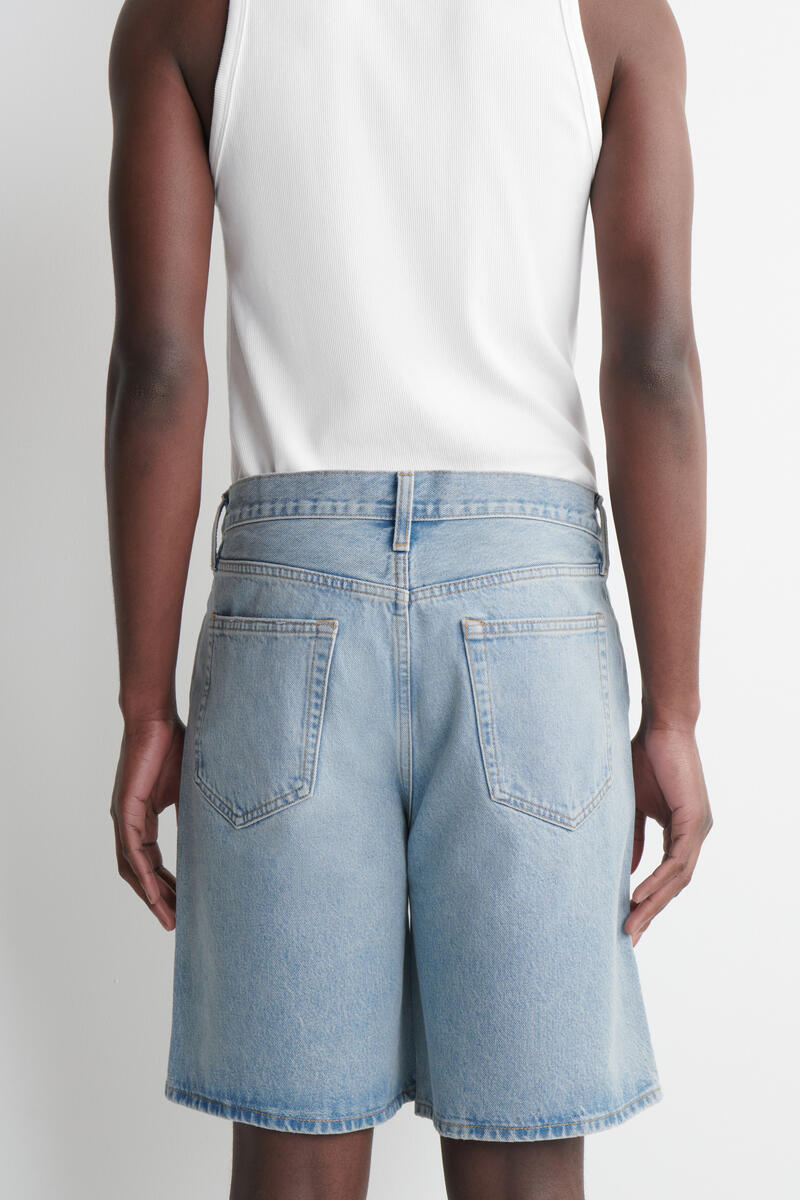 COS デニムショートパンツ ライトブルー KNEE-LENGTH DENIM SHORTS ニーレングス デニムショートパンツ ライト