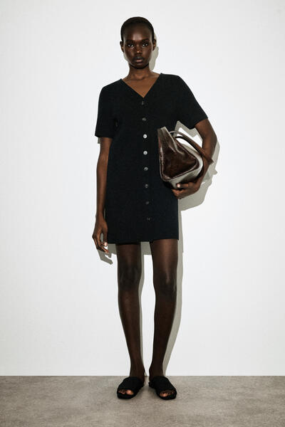 COS ボタン付きミラノリブニット ミニドレス