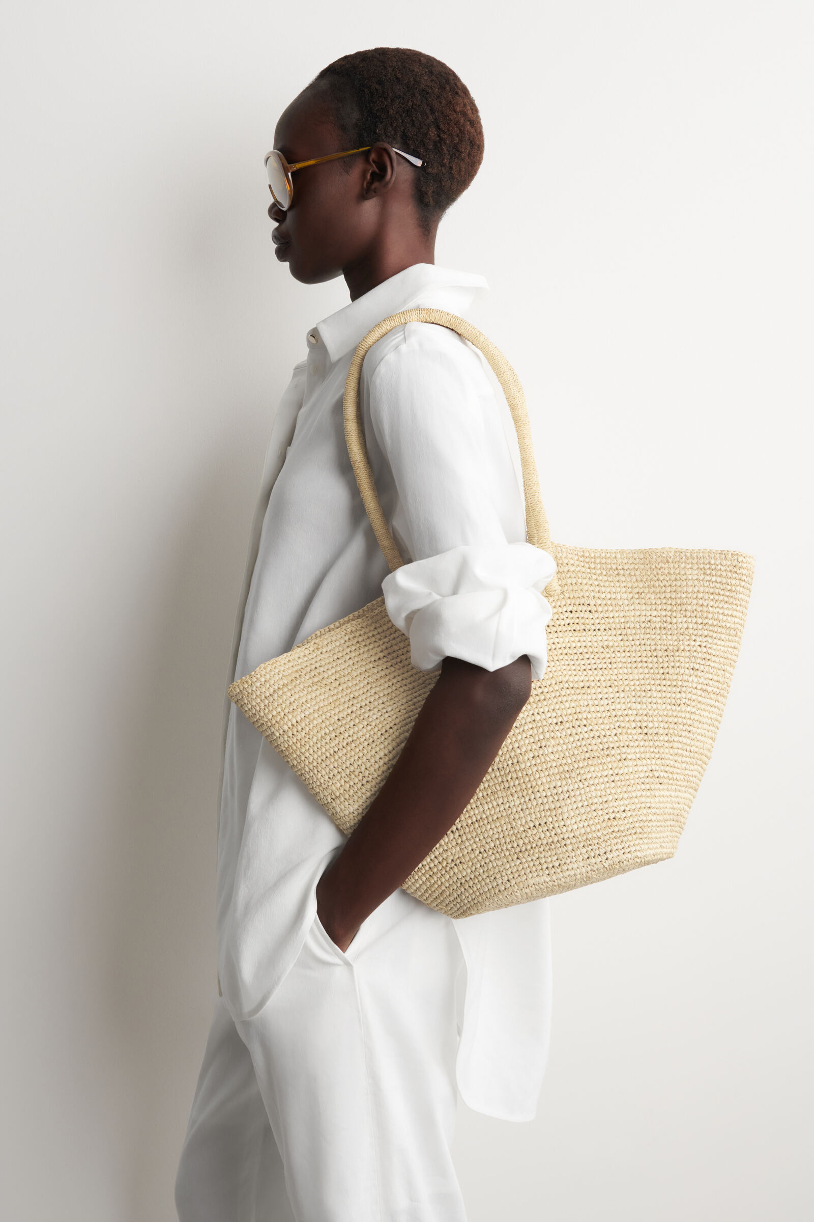 HAND-WOVEN MARKET TOTE - RAFFIA ハンドウーブン マーケットトート