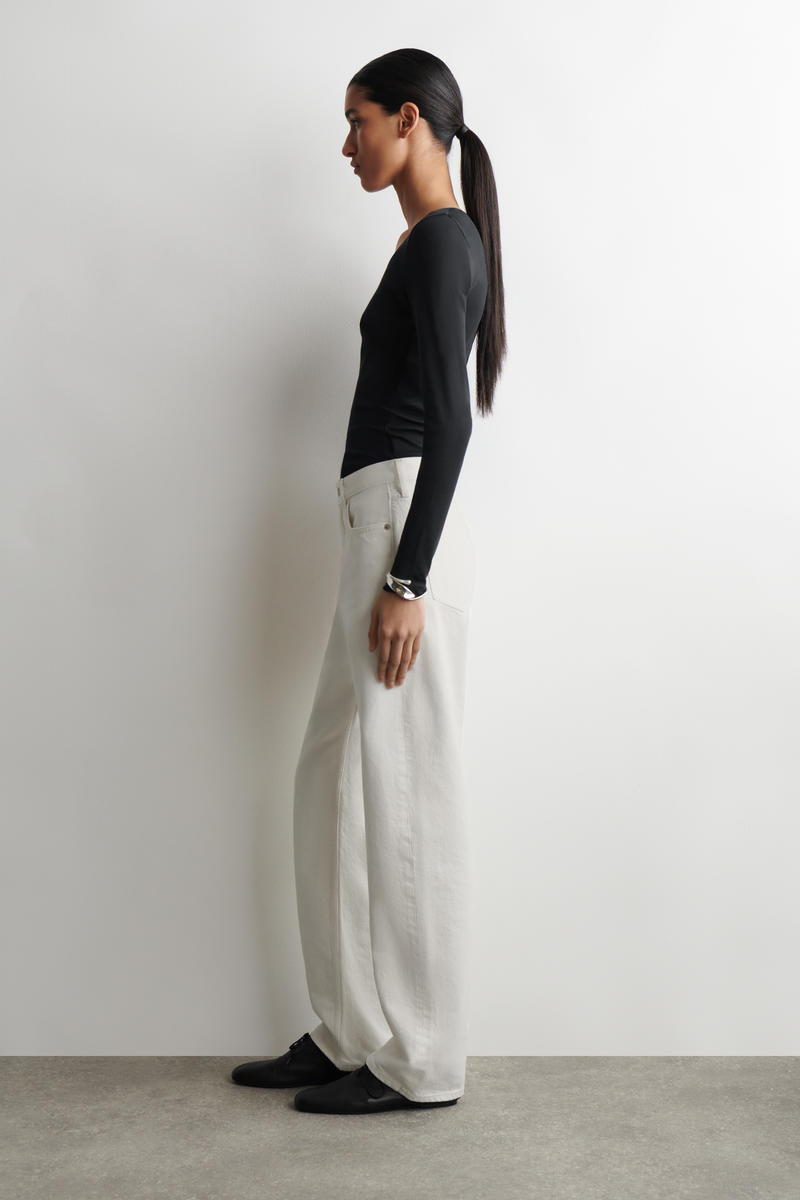 COS サテントリム　コットンジャージー　ロングスリーブトップス