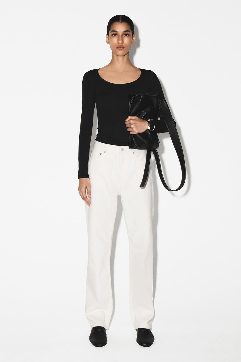 COS サテントリム　コットンジャージー　ロングスリーブトップス