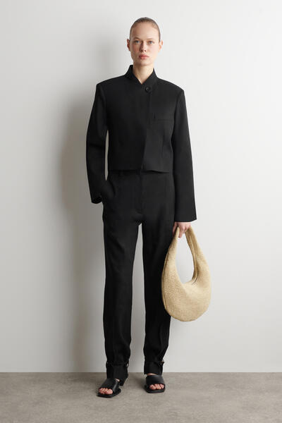 COS カーブショルダーバッグ - ストロー