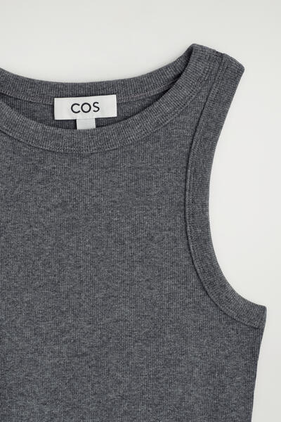 COS リブ編みコットンタンクトップ