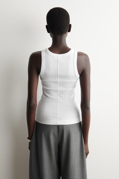 COS リブ編みコットンタンクトップ