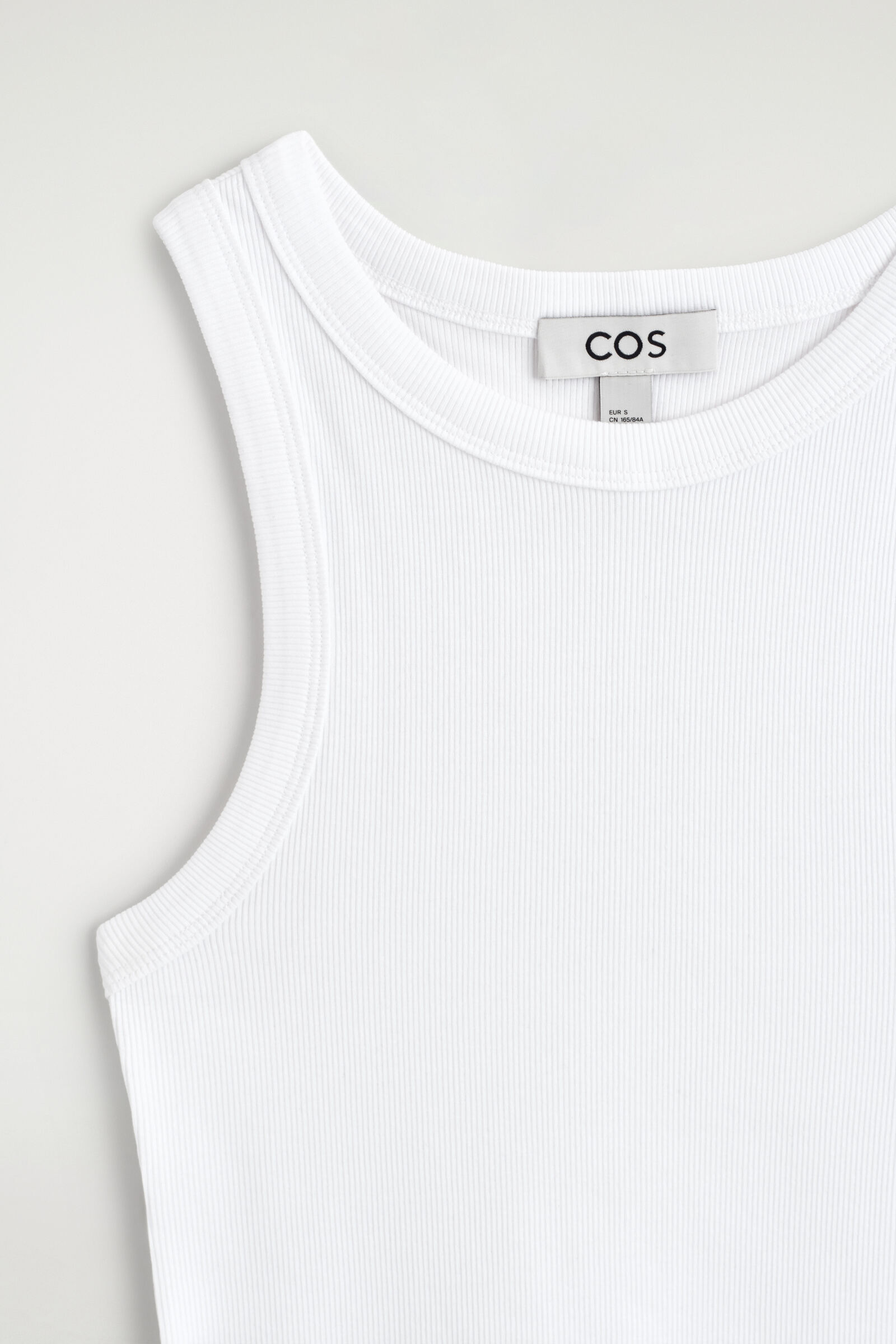 RIBBED COTTON TANK TOP リブ編みコットンタンクトップ ホワイト｜COS