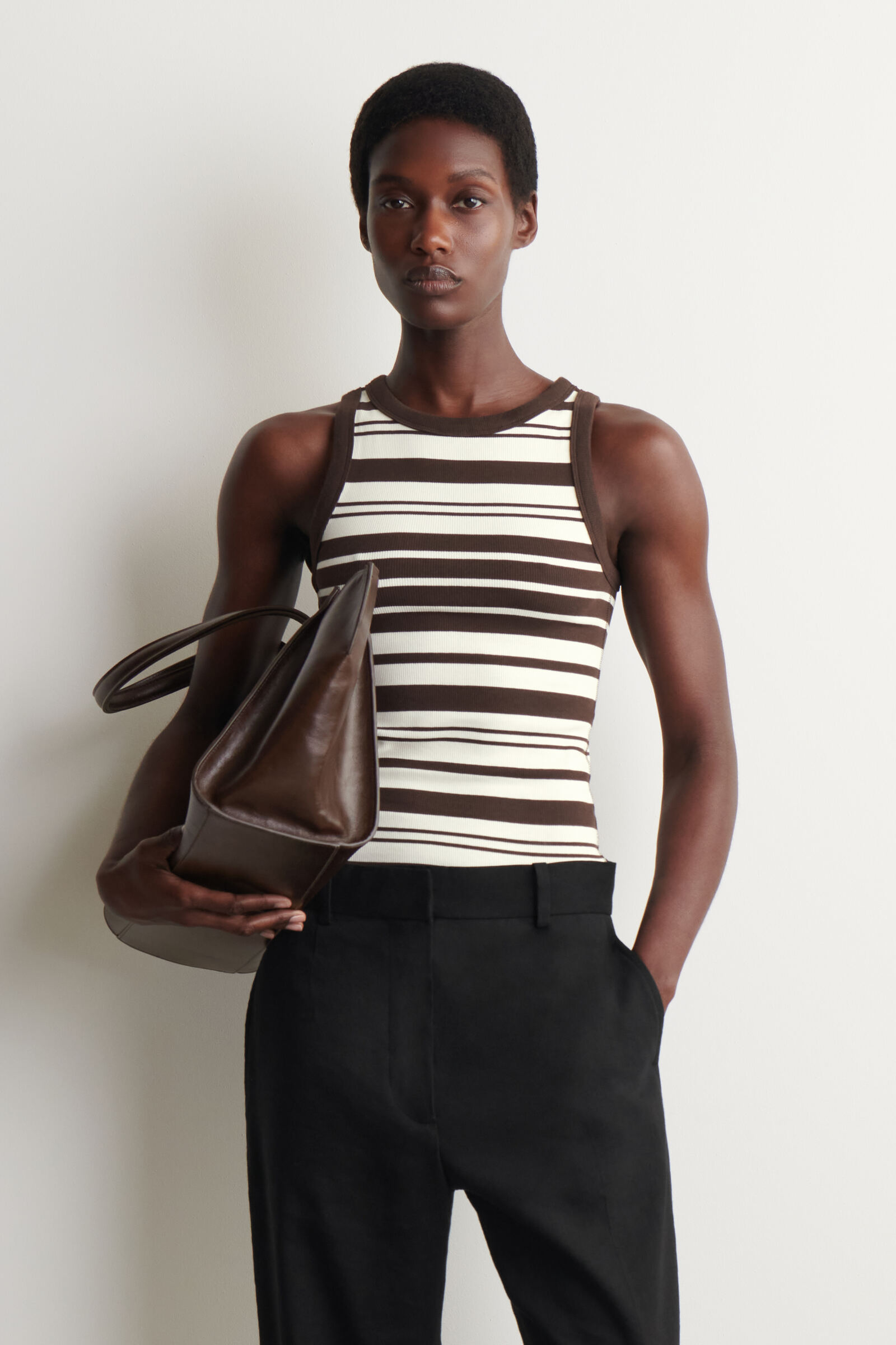 RIBBED COTTON TANK TOP リブ編みコットンタンクトップ ブラウン