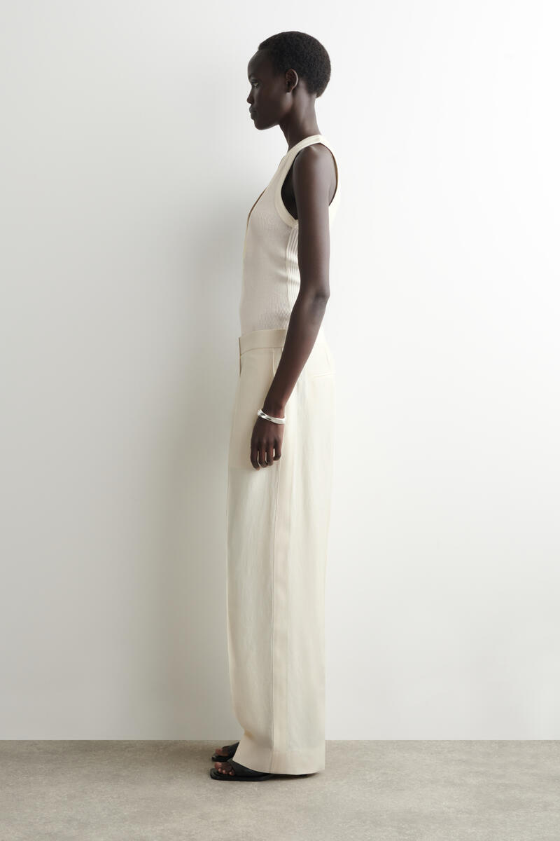 COS リブニット ヘンリータンクトップ