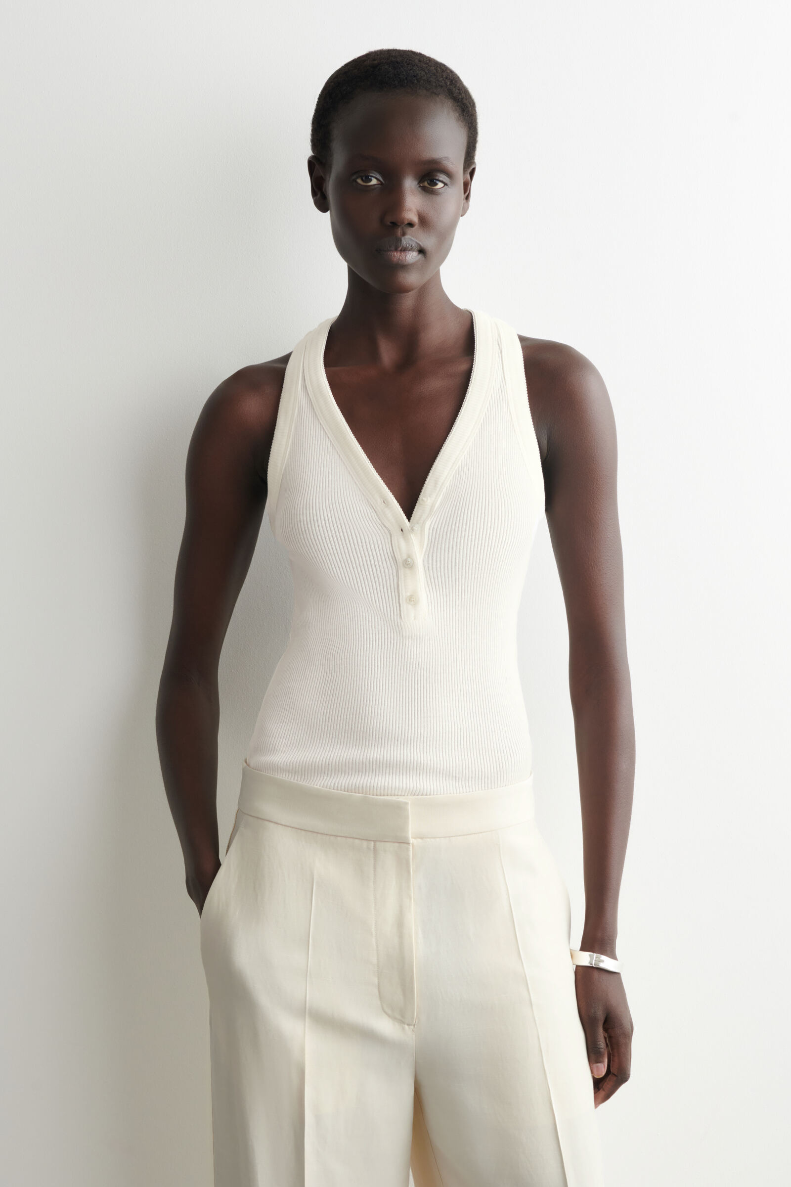 RIBBED-KNIT HENLEY TANK TOP リブニット ヘンリータンクトップ オフ