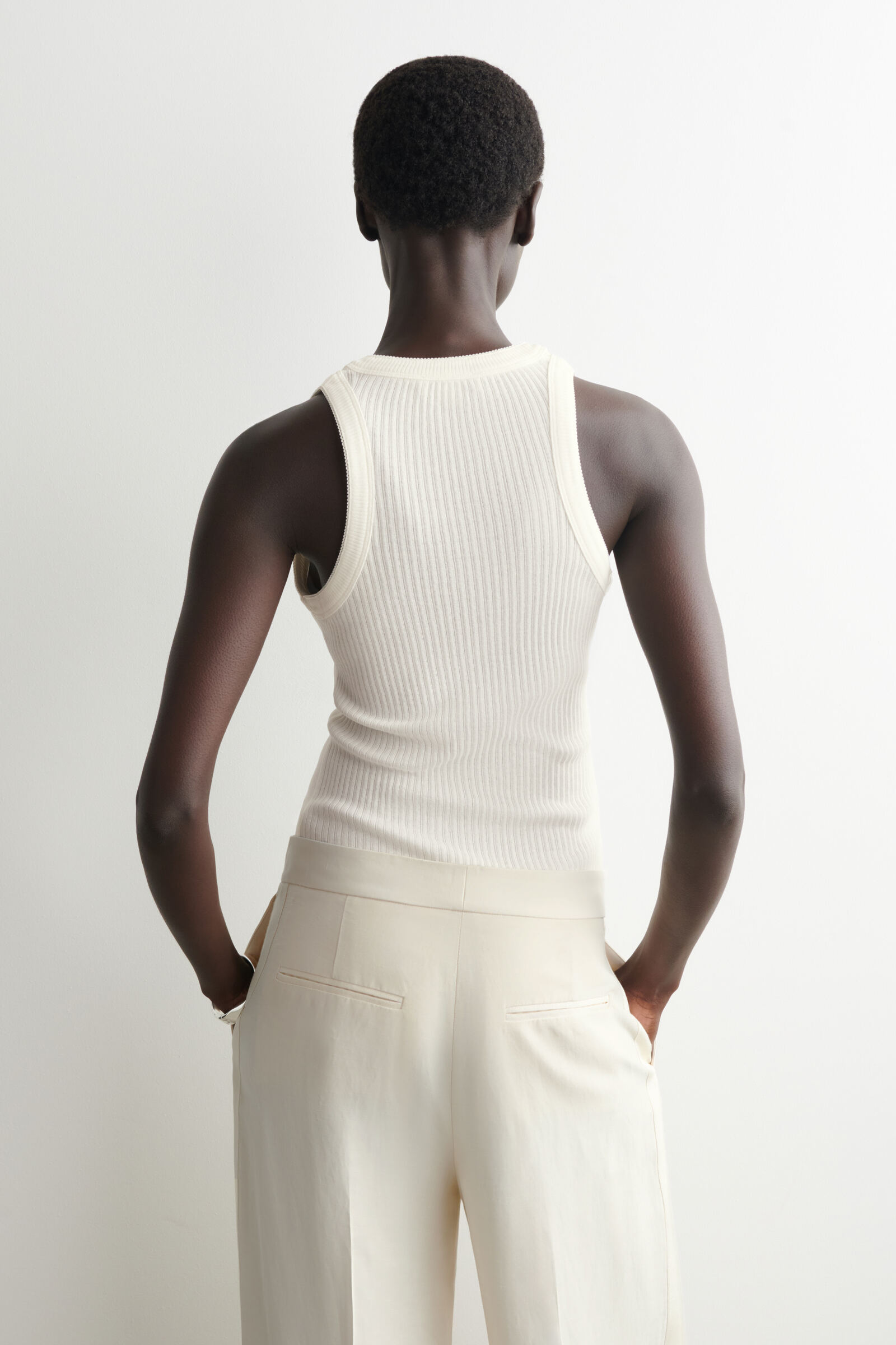 RIBBED-KNIT HENLEY TANK TOP リブニット ヘンリータンクトップ オフ
