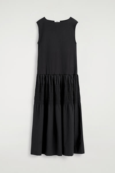 COS ティアードギャザーミディワンピース