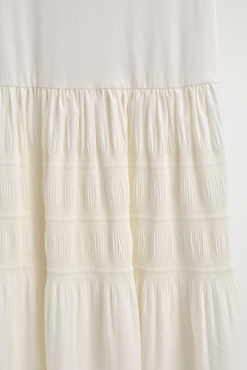 COS ティアードギャザーミディワンピース