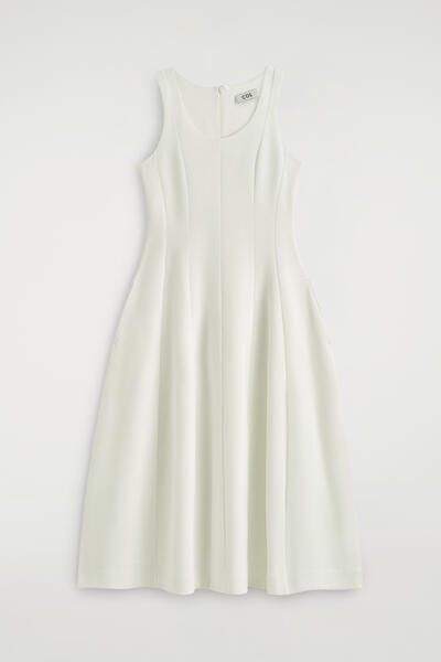 COS スカルプテッドコットンミディワンピース