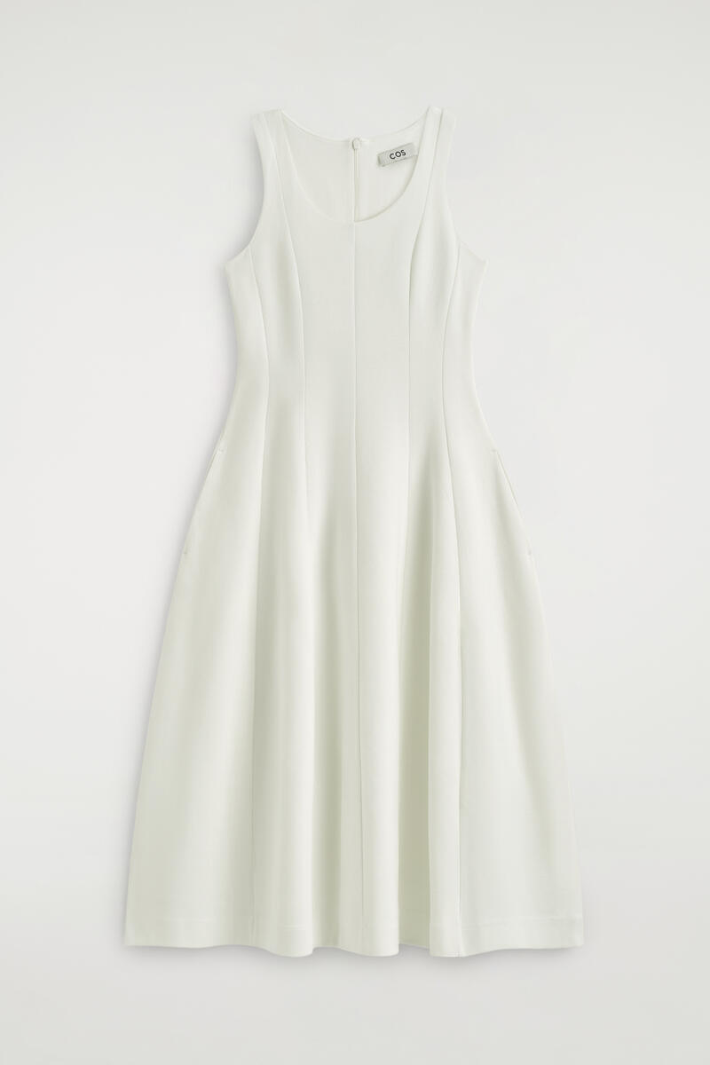COS スカルプテッドコットンミディワンピース