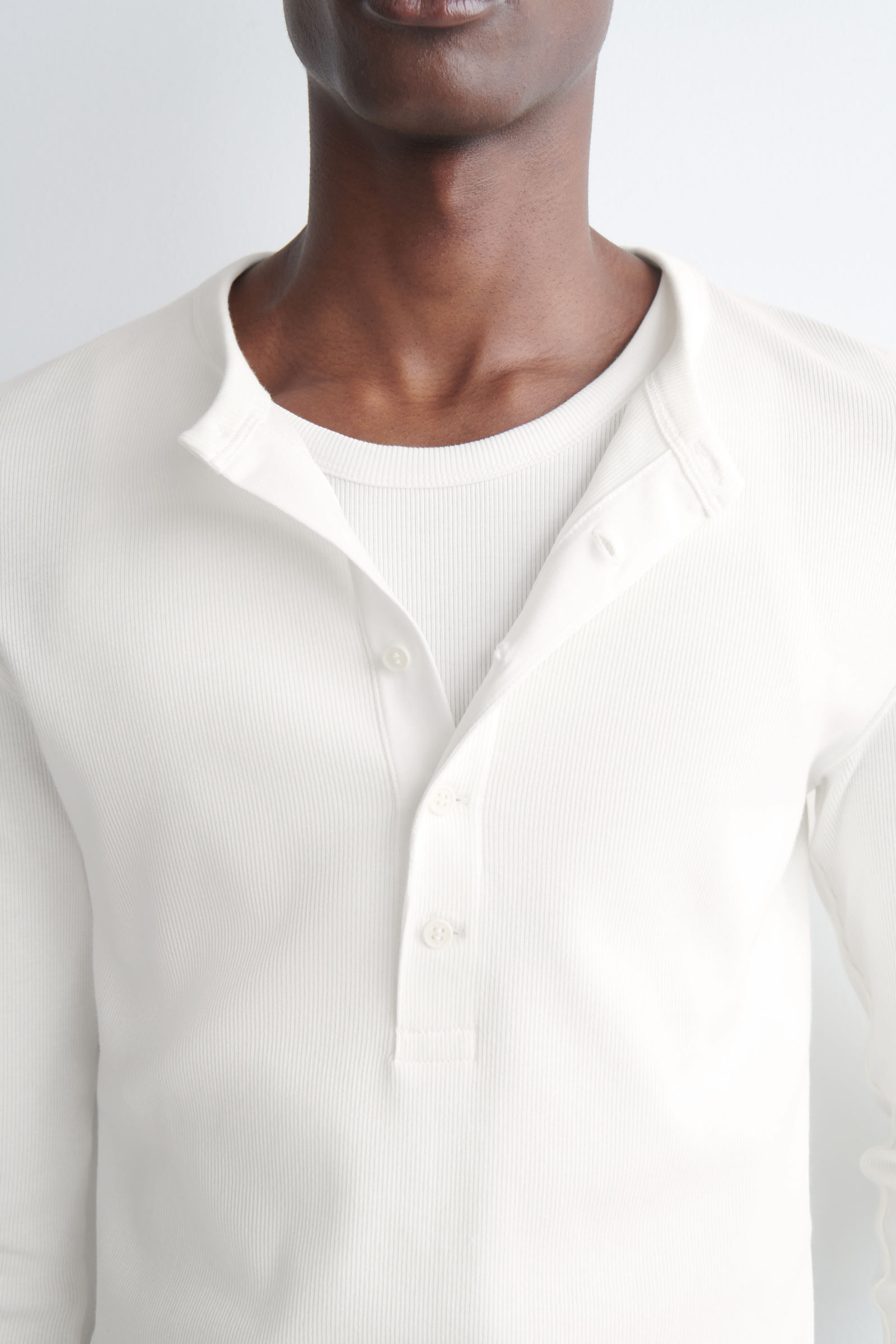 SLIM RIBBED COTTON LONG-SLEEVED HENLEY T-SHIRT リブ編み コットン