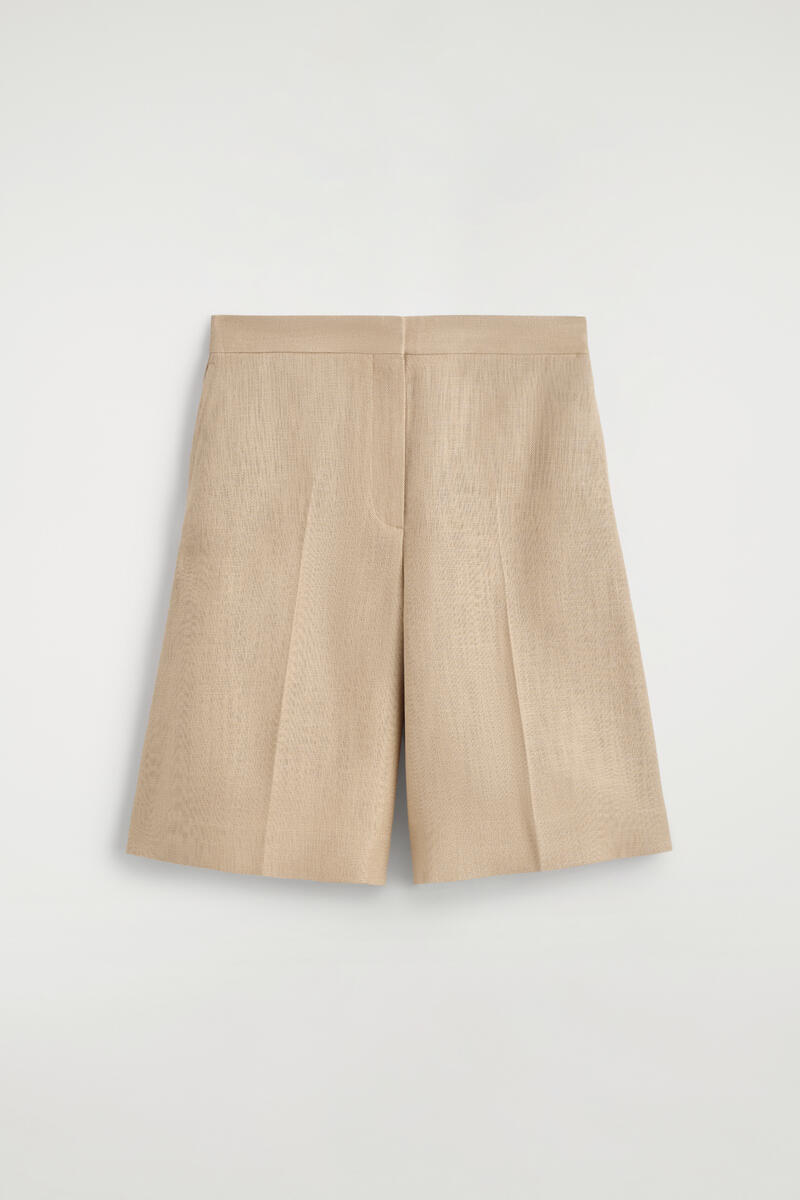 COS ロングライン テーラードショーツ