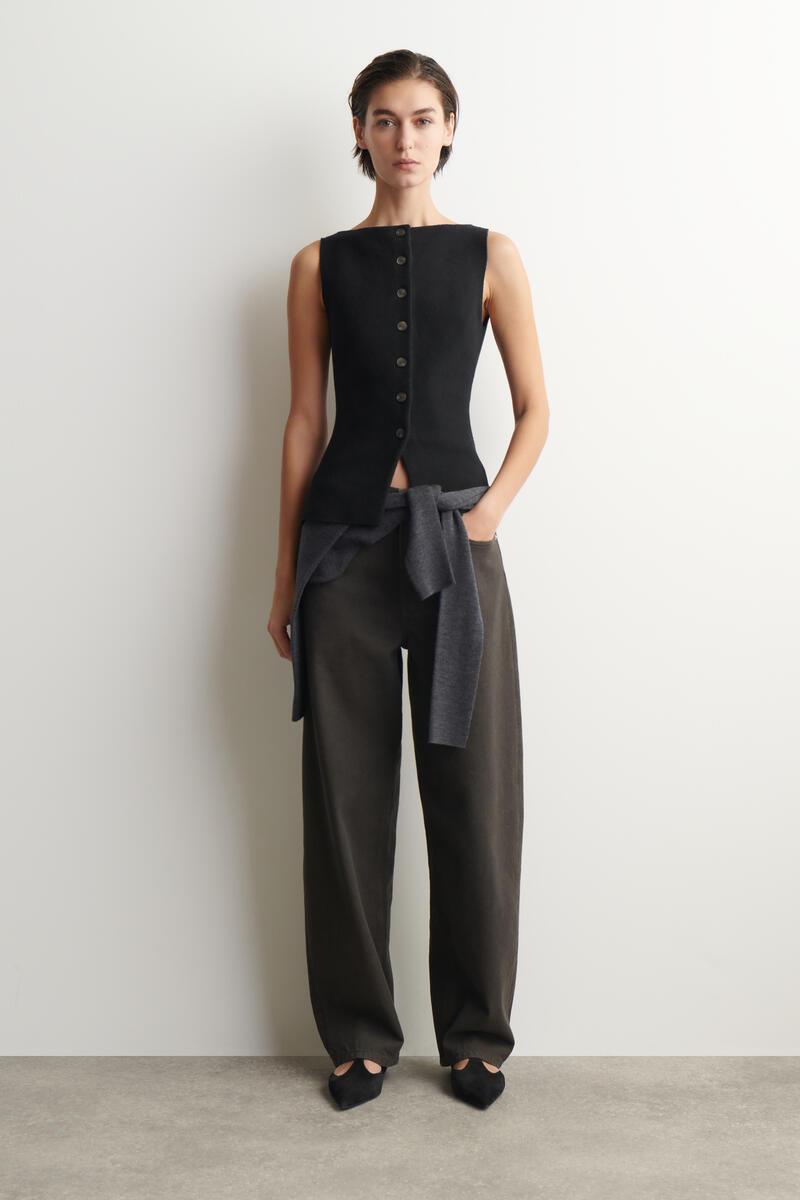 COS コットンブレンド クレープ ウエストコート