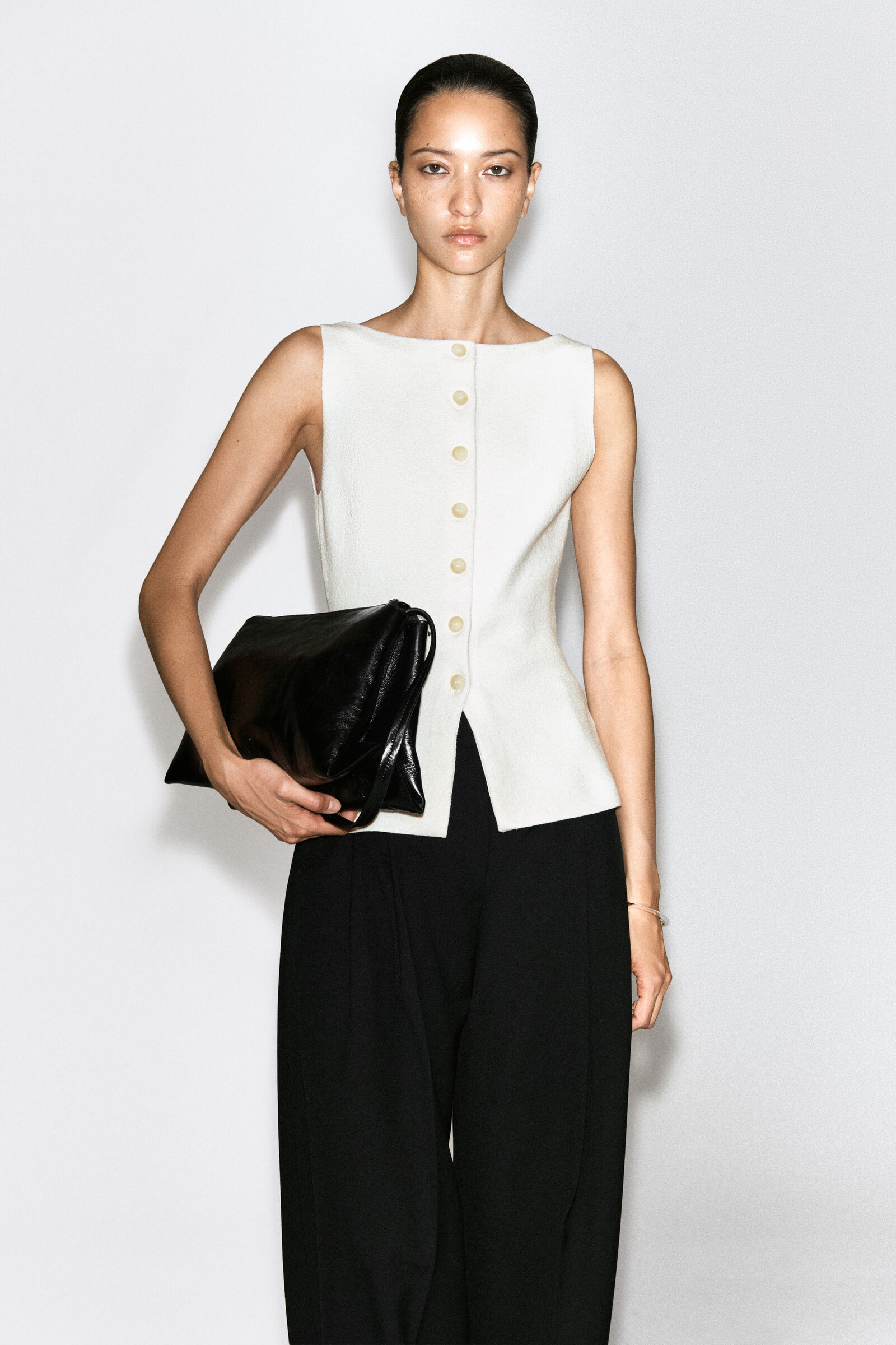 COTTON-BLEND CREPE WAISTCOAT コットンブレンド クレープ ベスト
