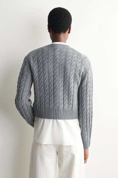 COS ケーブルニットメリノウールカーディガン