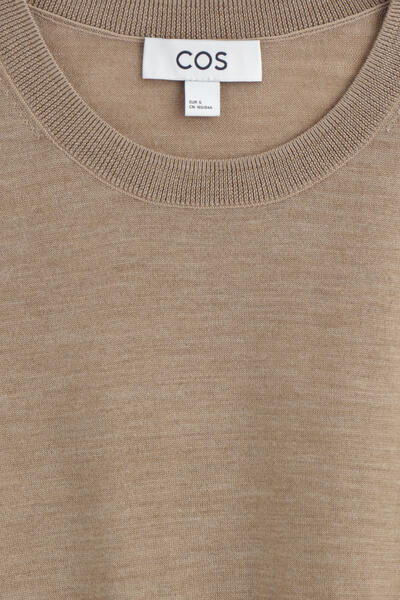 COS メリノウールニットシャツ