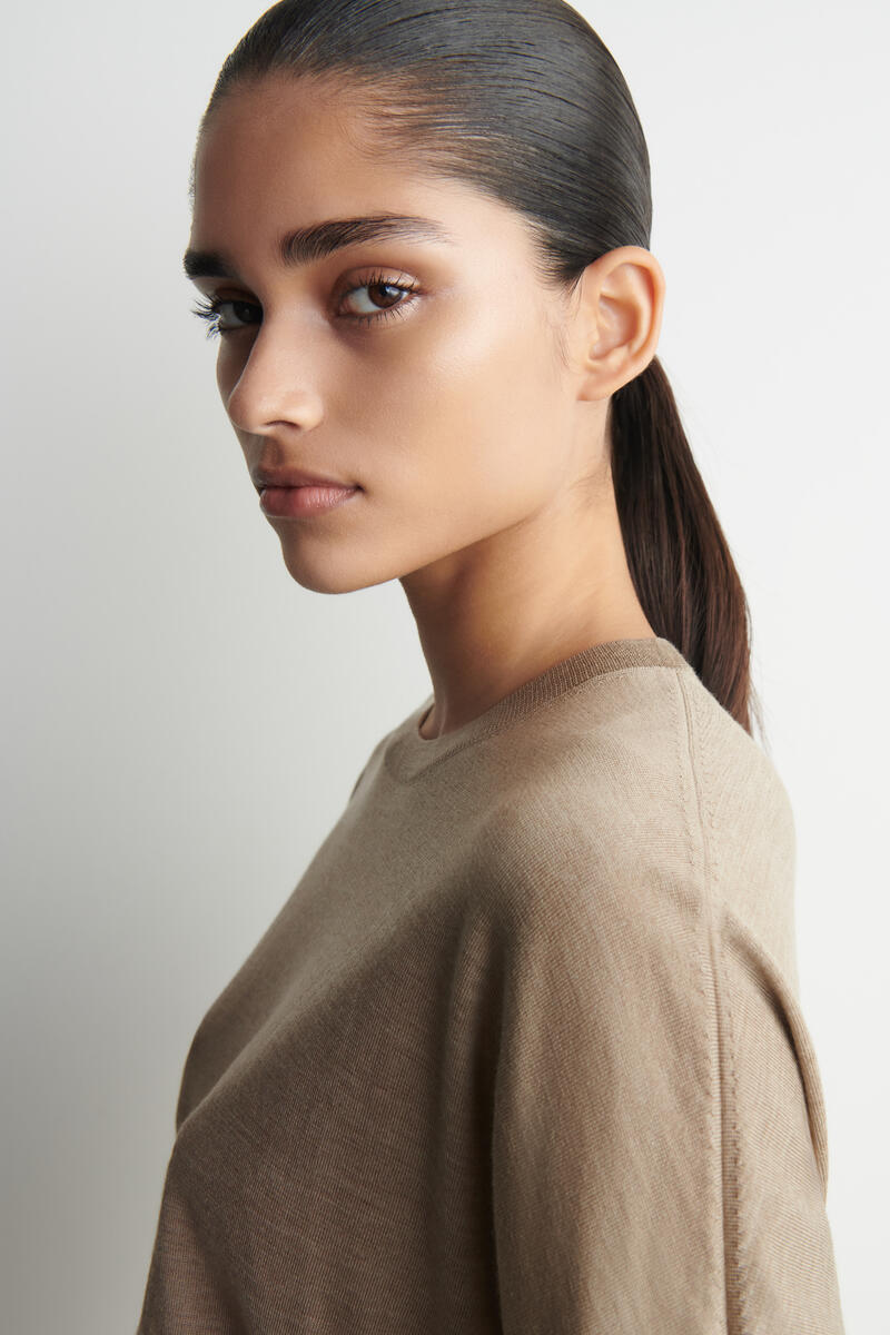 COS メリノウールニットシャツ